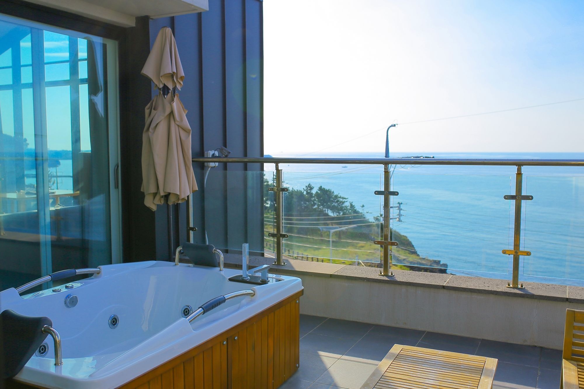 Plumeria Pension Чеджудо Экстерьер фото